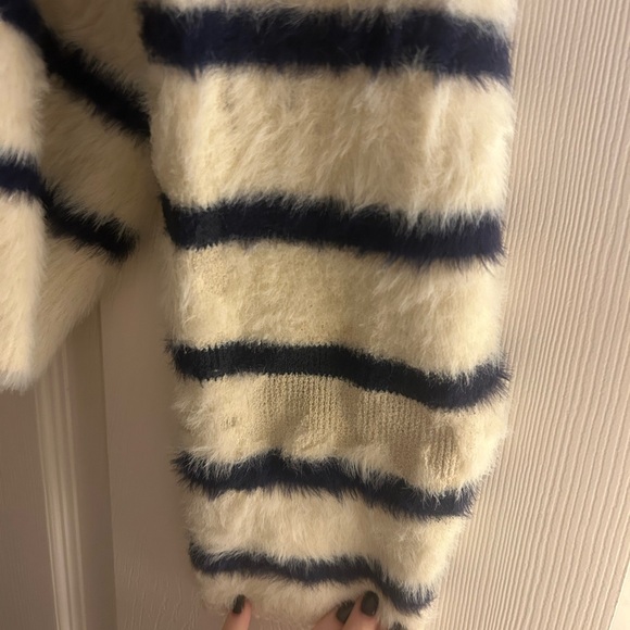 NWT J. Crew Sweater lady jacket in striped brushed yarn size medium(damaged) - Picture 10 of 15